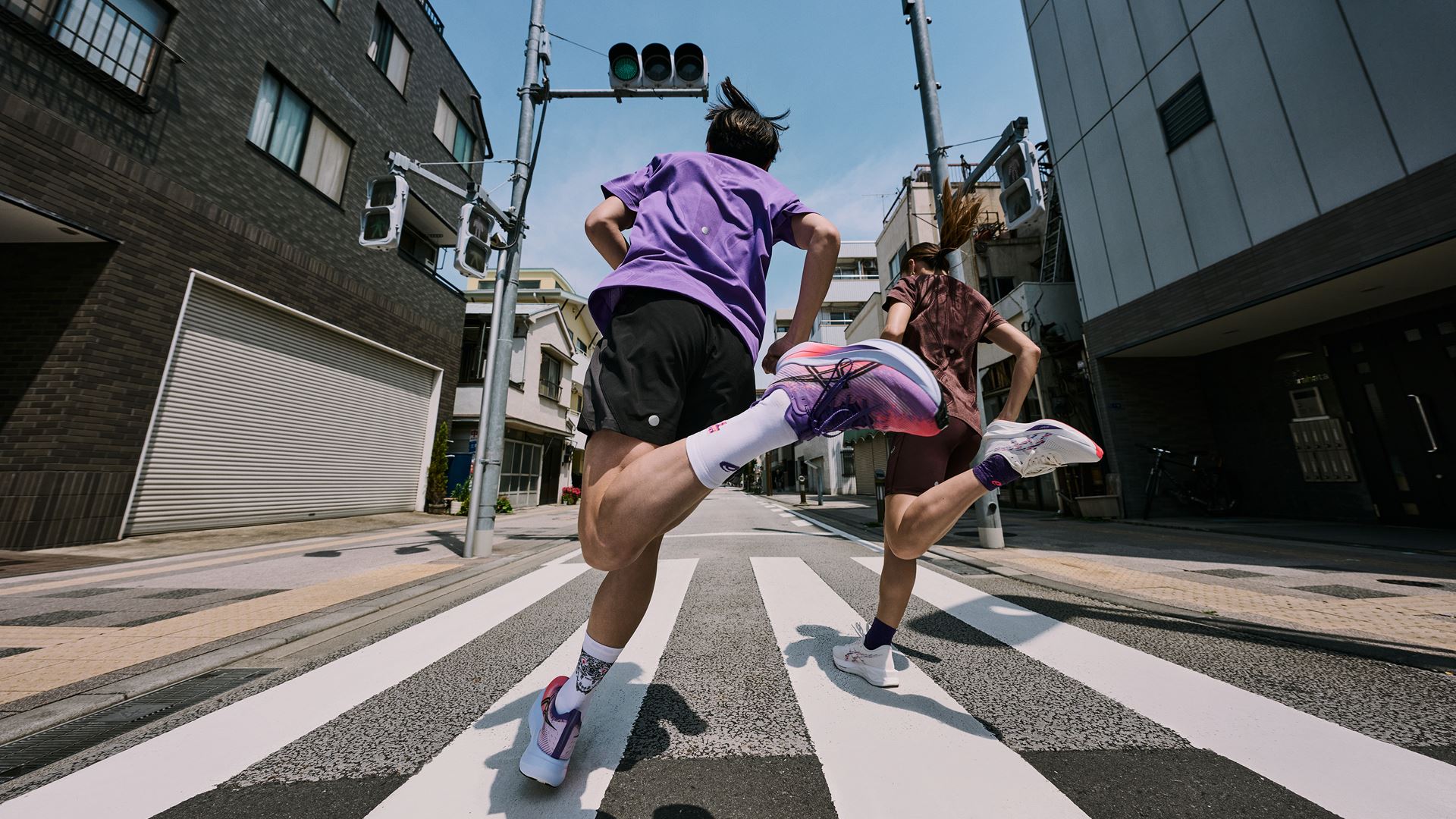 asics-tokyo-collection-2025-megablast-key-visual
